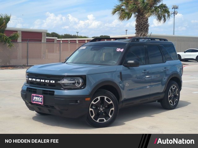Used 2024 Ford Bronco Sport Outer Banks w/ Tech Package AWD/4WD image 1