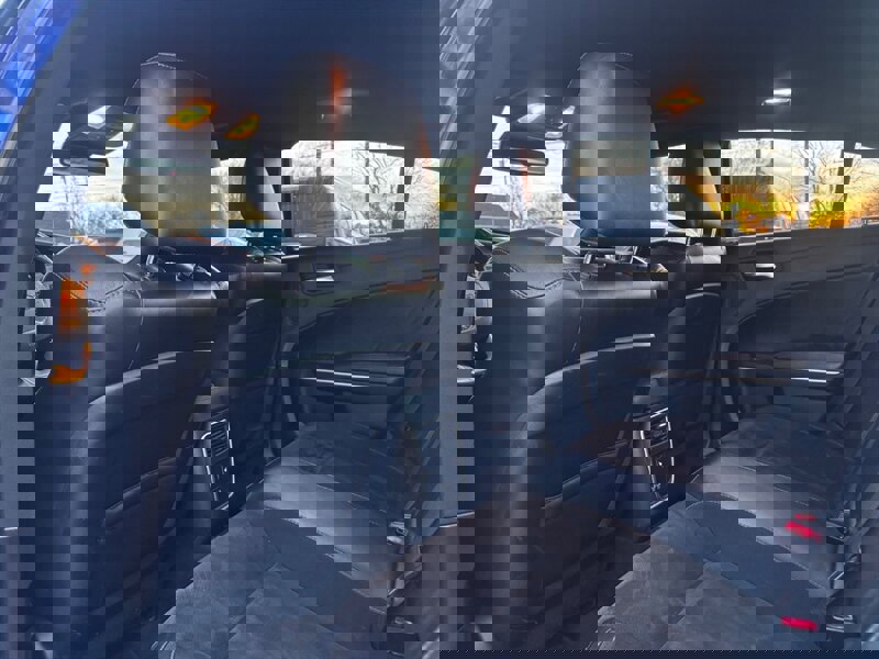 Used 2019 Dodge Charger Scat Pack w/ Technology Group image 23