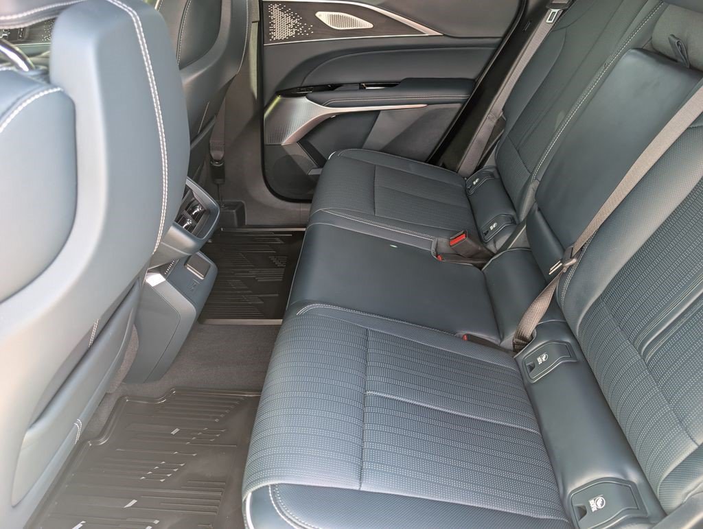 Certified 2024 Cadillac Lyriq Sport w/ Nappa Leather Package AWD/4WD image 18