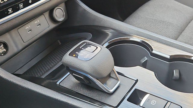Used 2026 Nissan Rogue SV FWD image 15