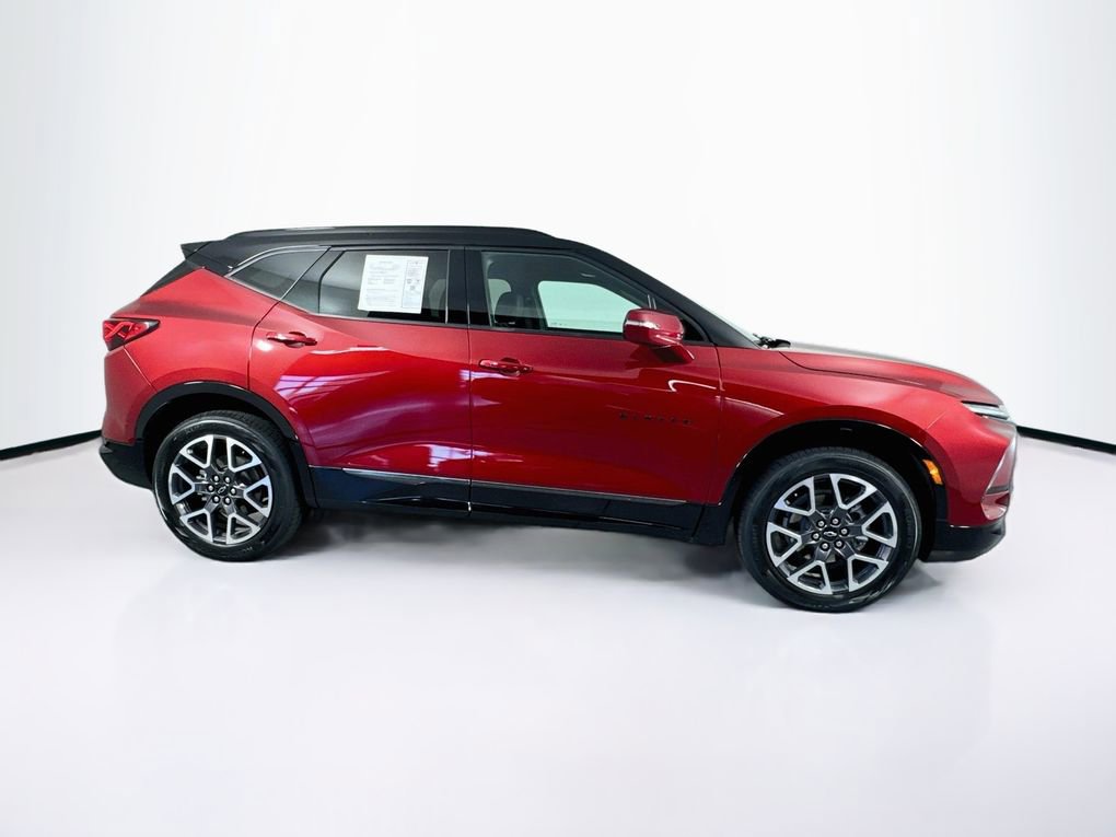 Used 2023 Chevrolet Blazer RS w/ Enhanced Convenience Package image 11