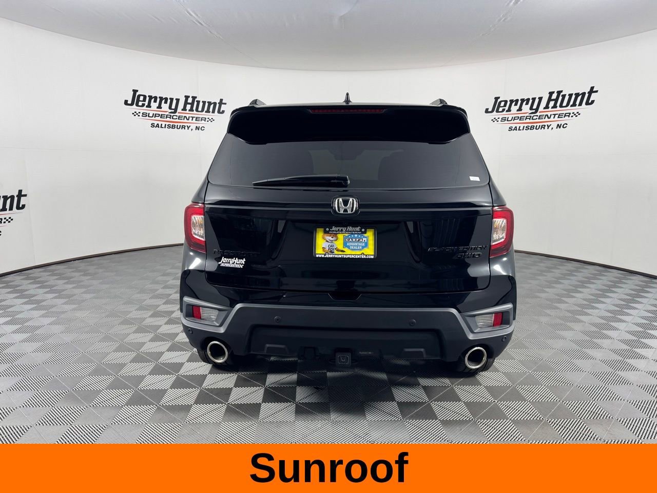 Used 2025 Honda Passport Black Edition image 8