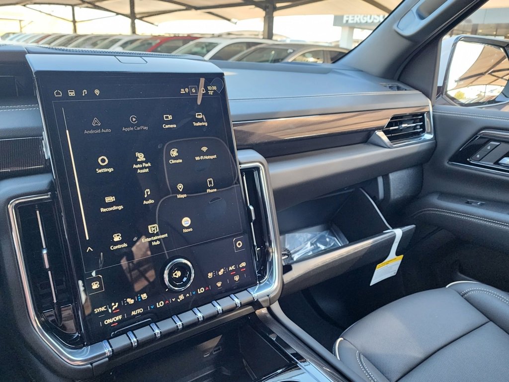 New 2026 GMC Yukon XL Elevation w/ Elevation Premium Package image 38