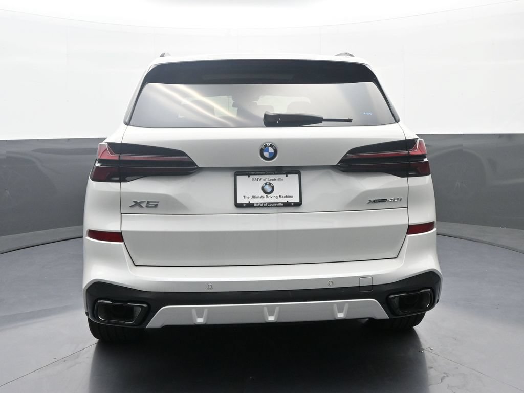 New 2026 BMW X5 xDrive40i w/ M Sport Package AWD/4WD image 6