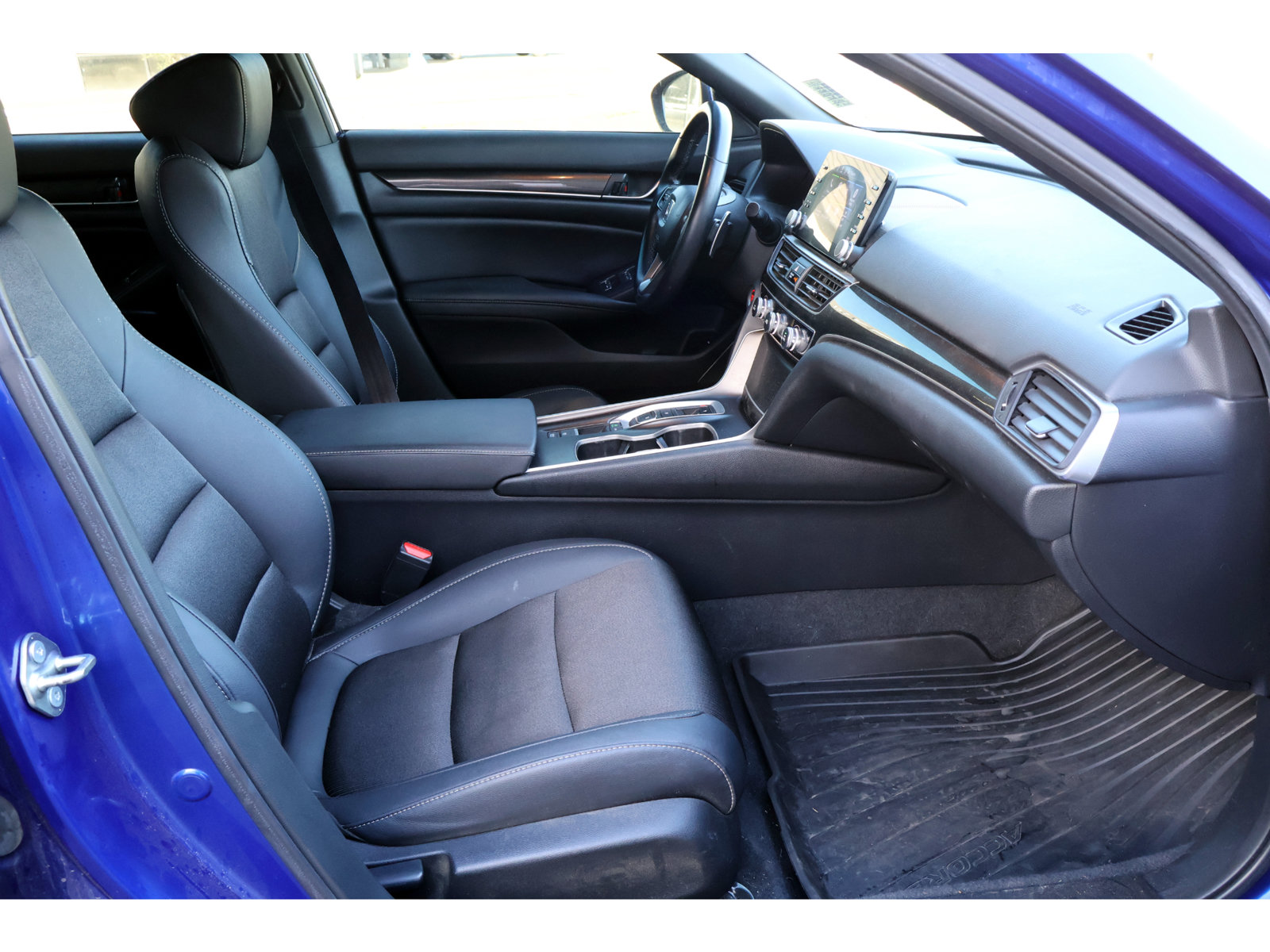 Used 2020 Honda Accord Sport image 15