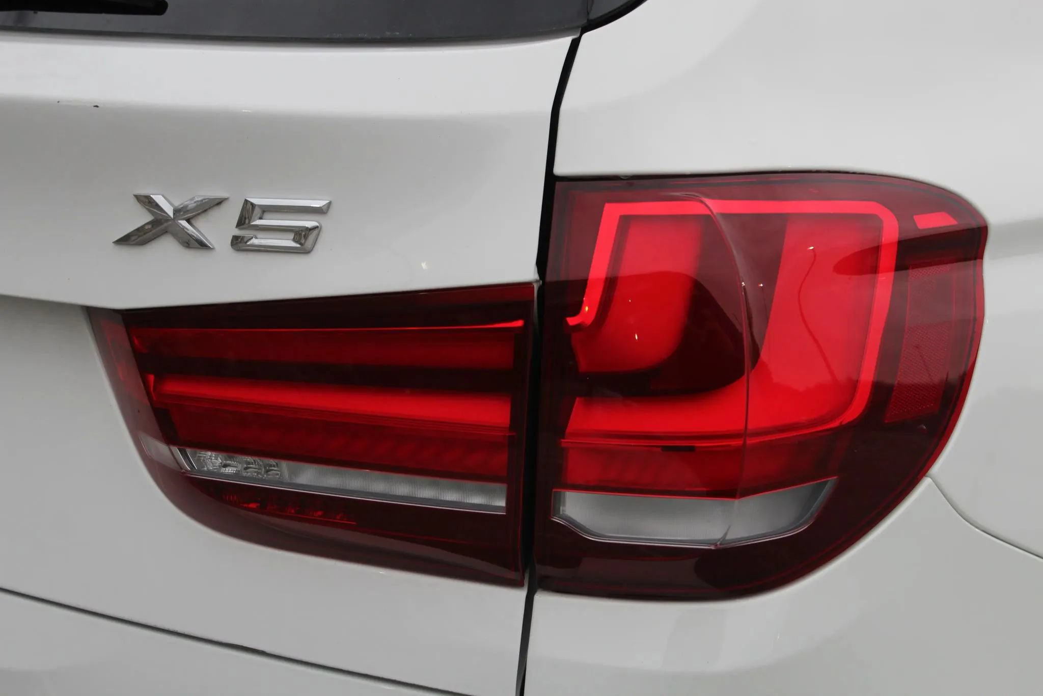 Used 2015 BMW X5 xDrive35i AWD/4WD image 9