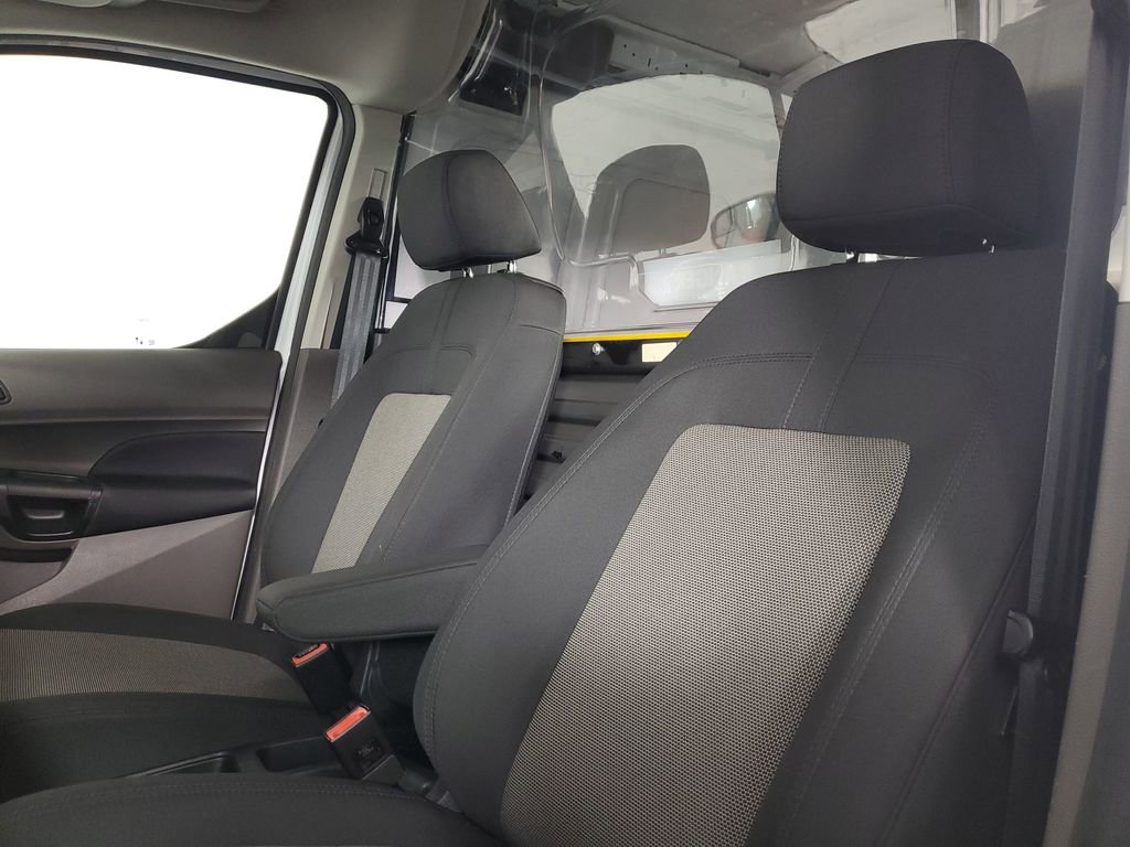 Used 2022 Ford Transit Connect XL image 9