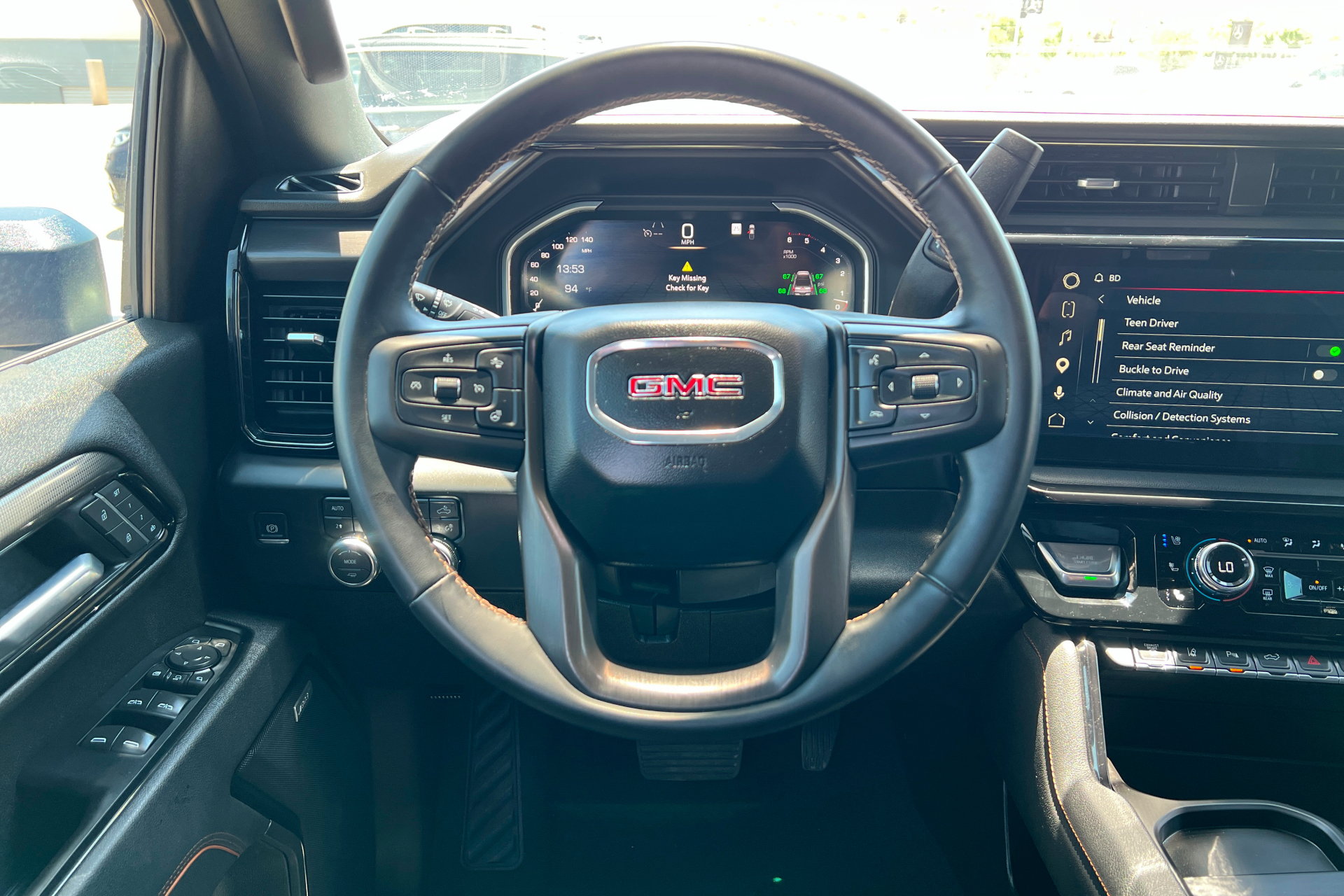 Used 2026 GMC Sierra 3500 AT4 w/ AT4 Premium Plus Package AWD/4WD image 12