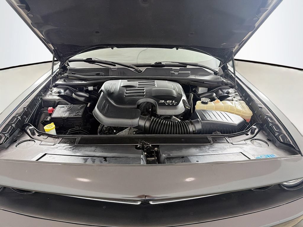 Used 2023 Dodge Challenger GT RWD image 13