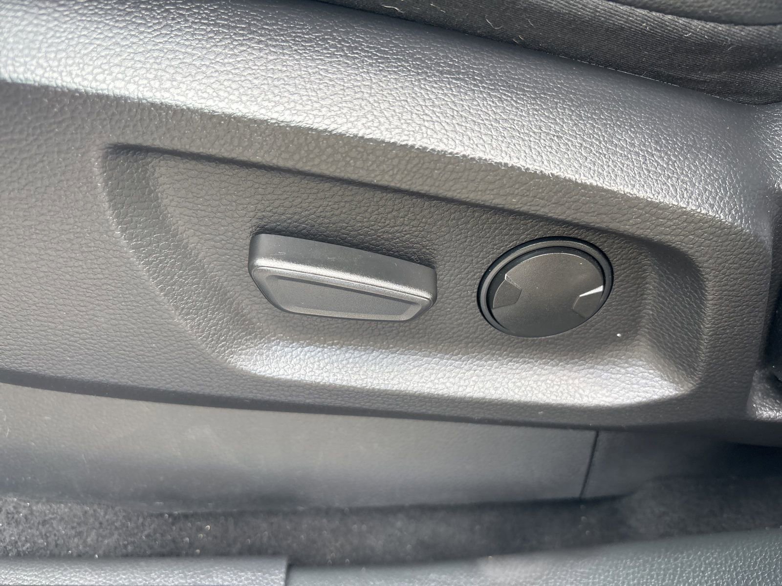 Used 2023 Ford Ranger Lariat w/ FX4 Off-Road Package image 23