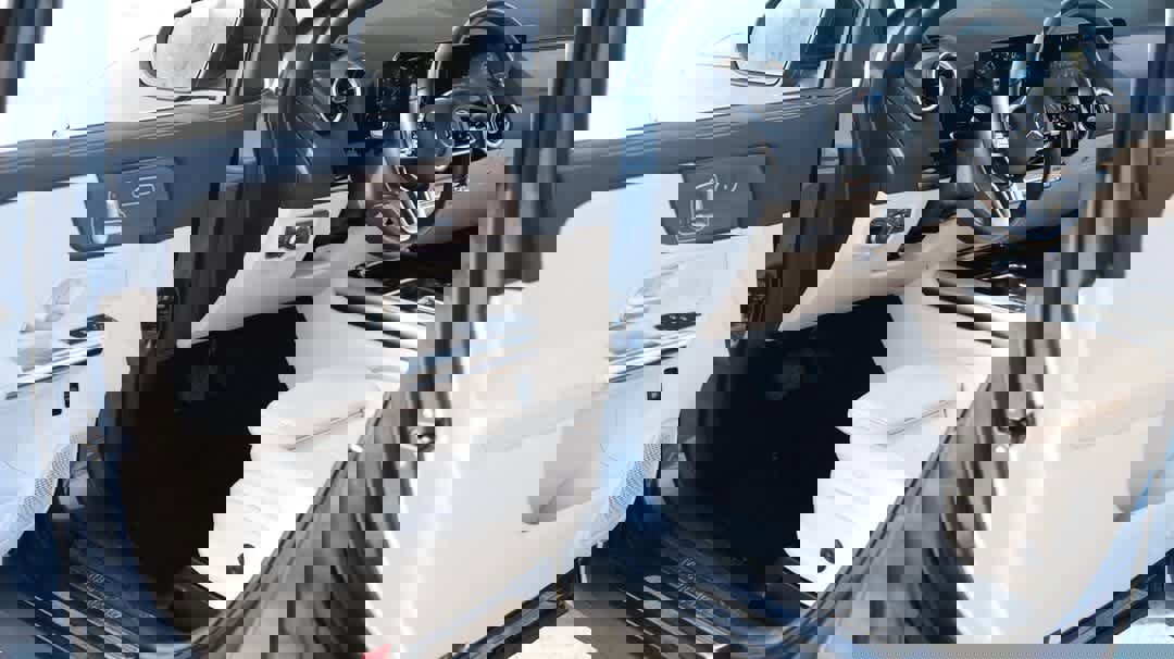 Used 2022 Mercedes-Benz GLA 250 4MATIC image 31