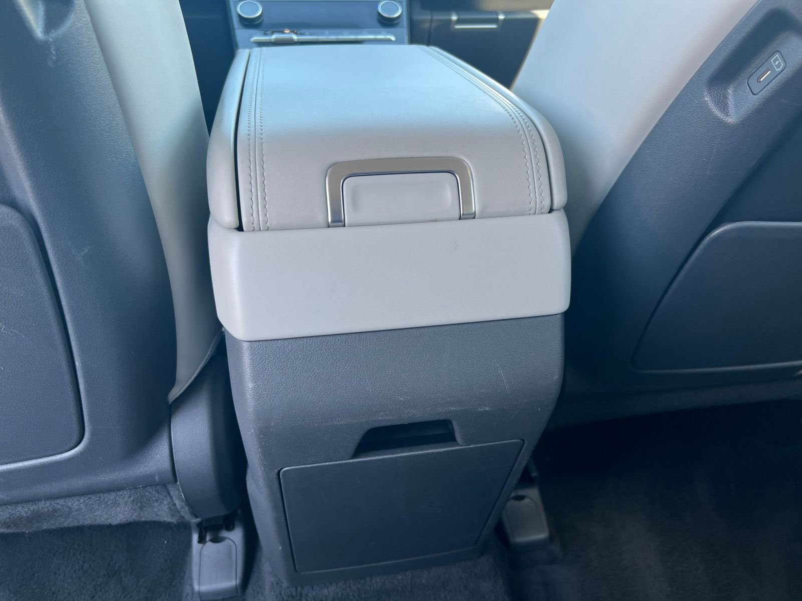 Used 2025 Hyundai Santa Fe SEL image 25