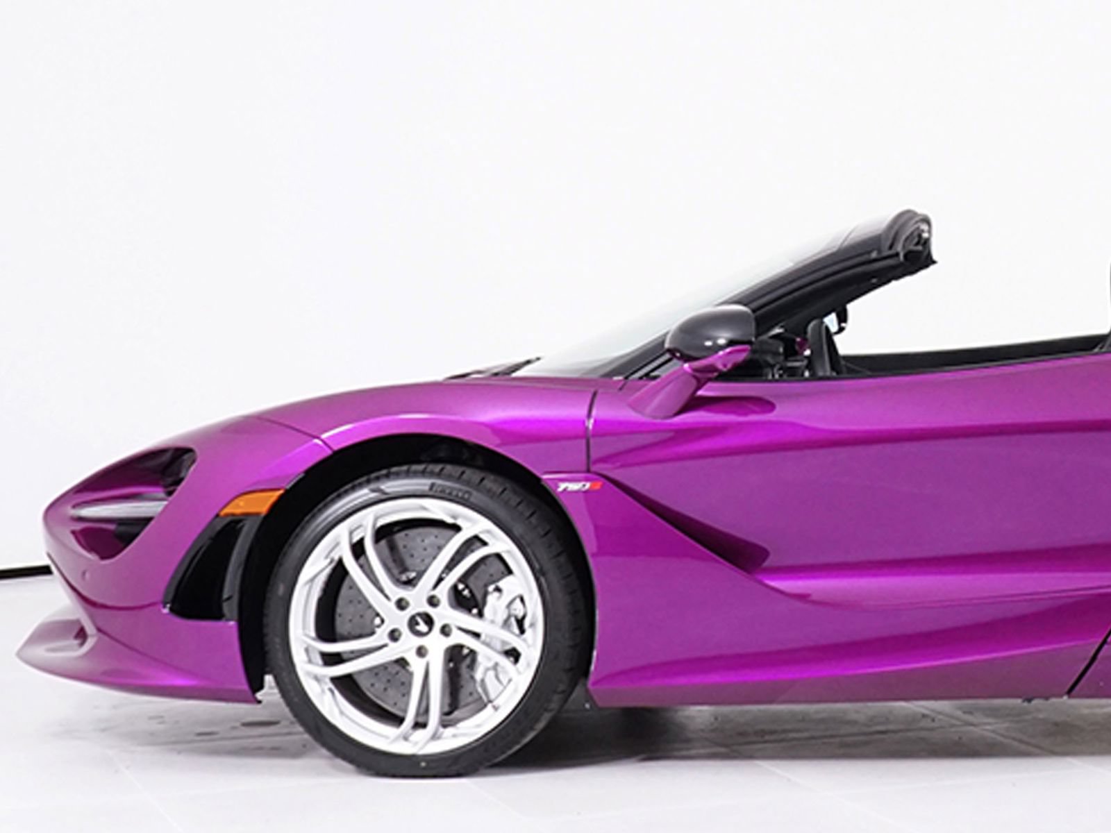 New 2026 McLaren 750S Spider RWD image 13