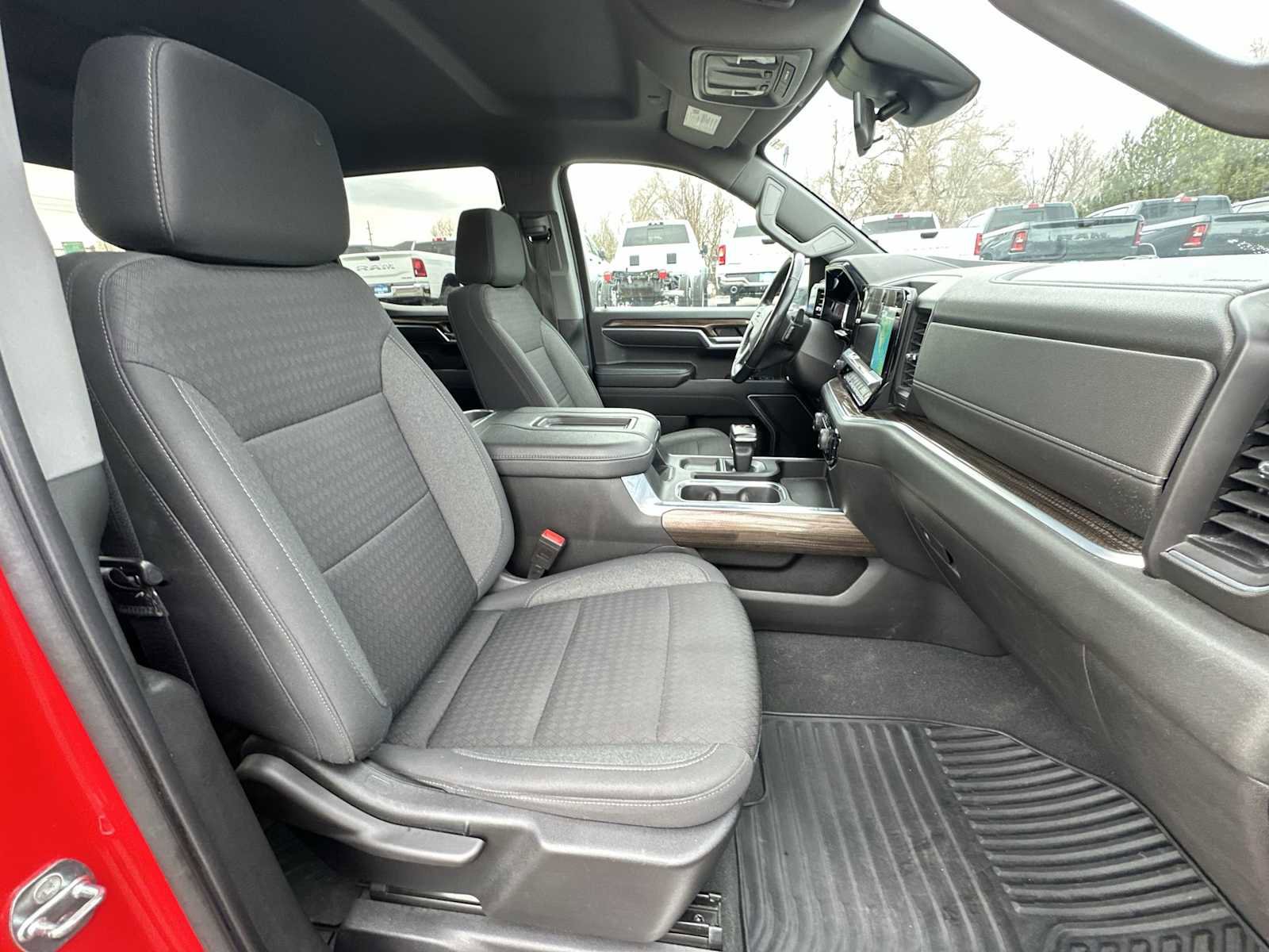 Used 2022 Chevrolet Silverado 1500 RST image 24