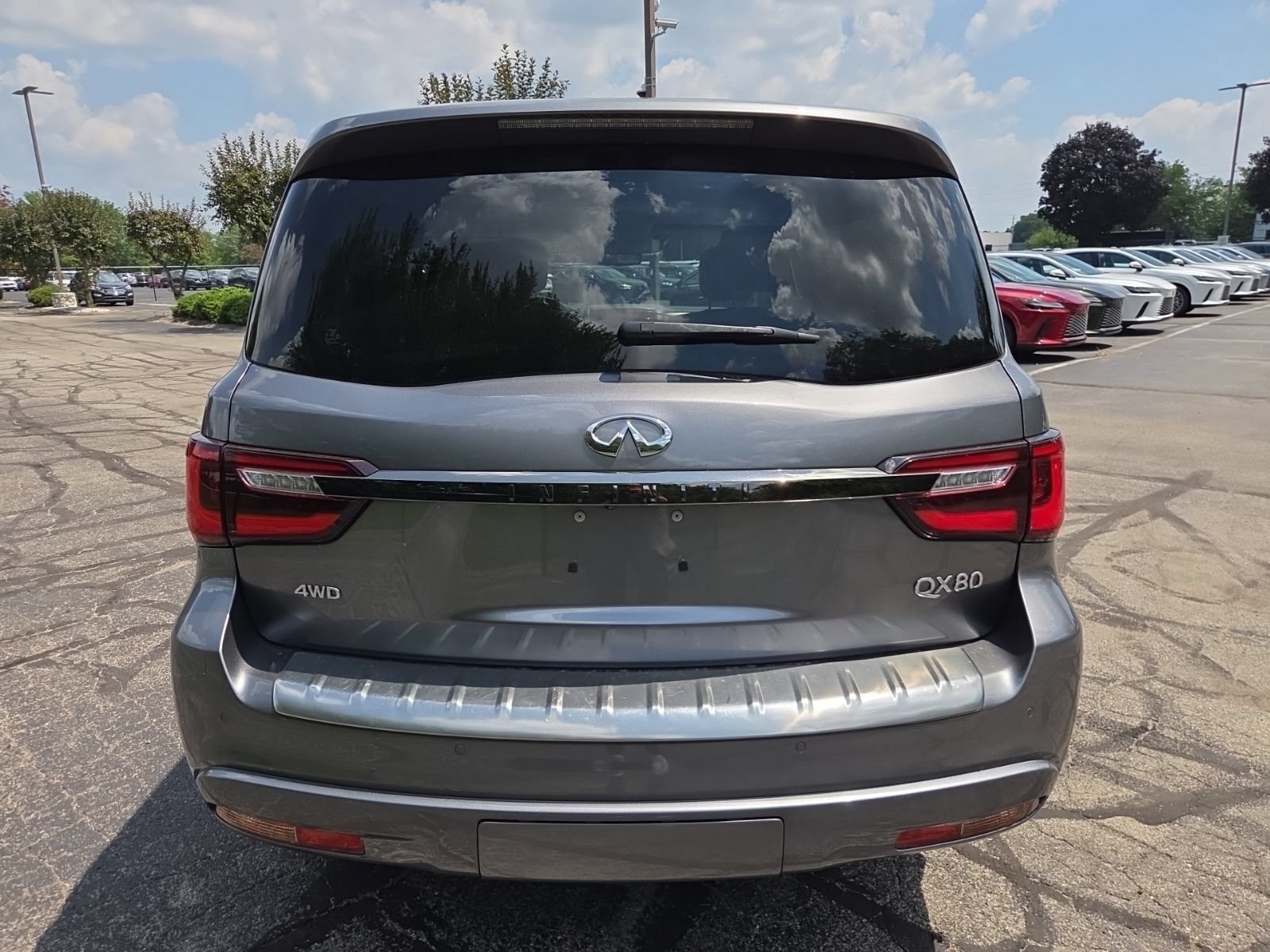 Used 2021 INFINITI QX80 Premium Select w/ Cargo Package AWD/4WD image 7