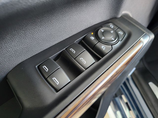 Used 2019 Chevrolet Silverado 1500 High Country w/ Technology Package image 20
