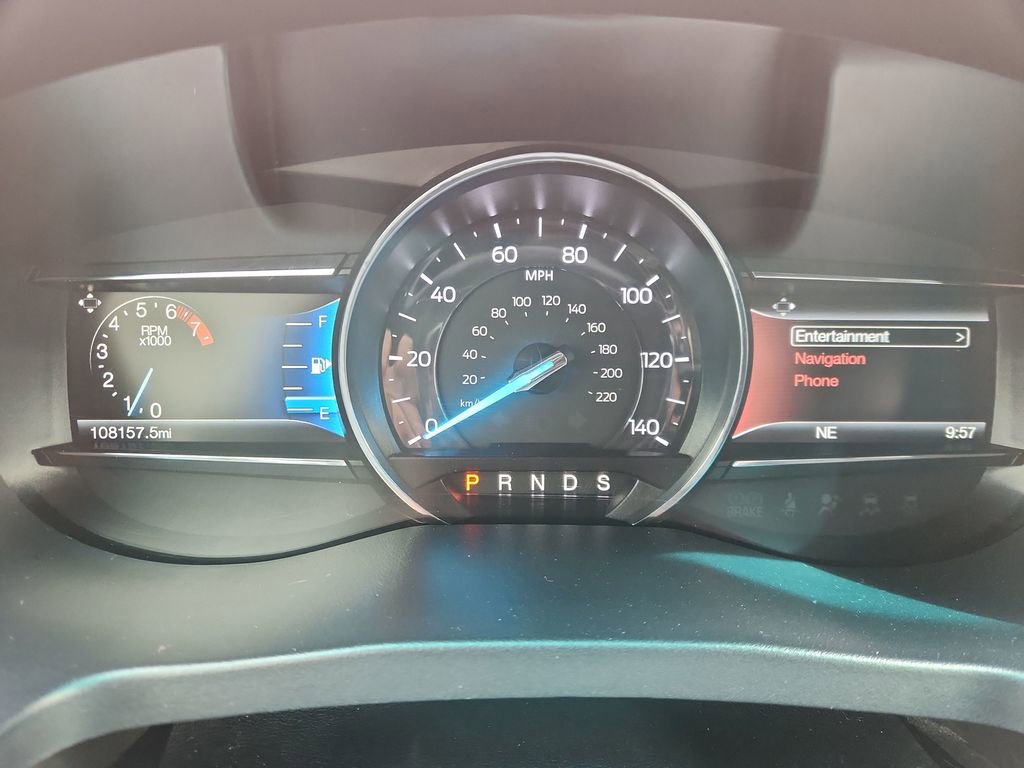 Used 2017 Ford Explorer XLT w/ Equipment Group 202A image 16