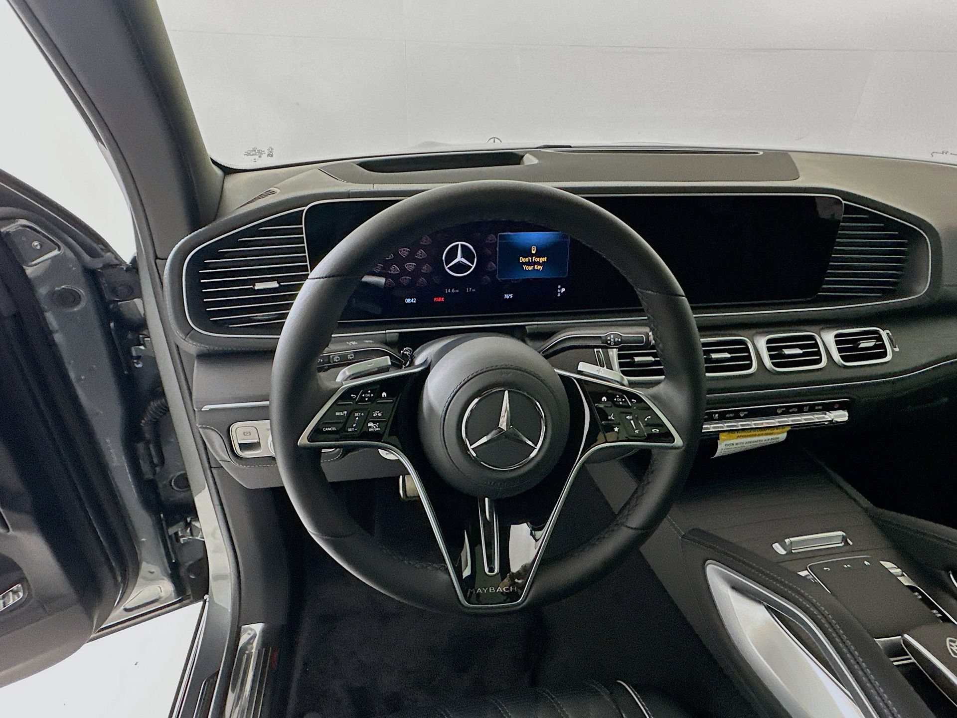 New 2026 Mercedes-Benz Maybach GLS 600 4MATIC image 12