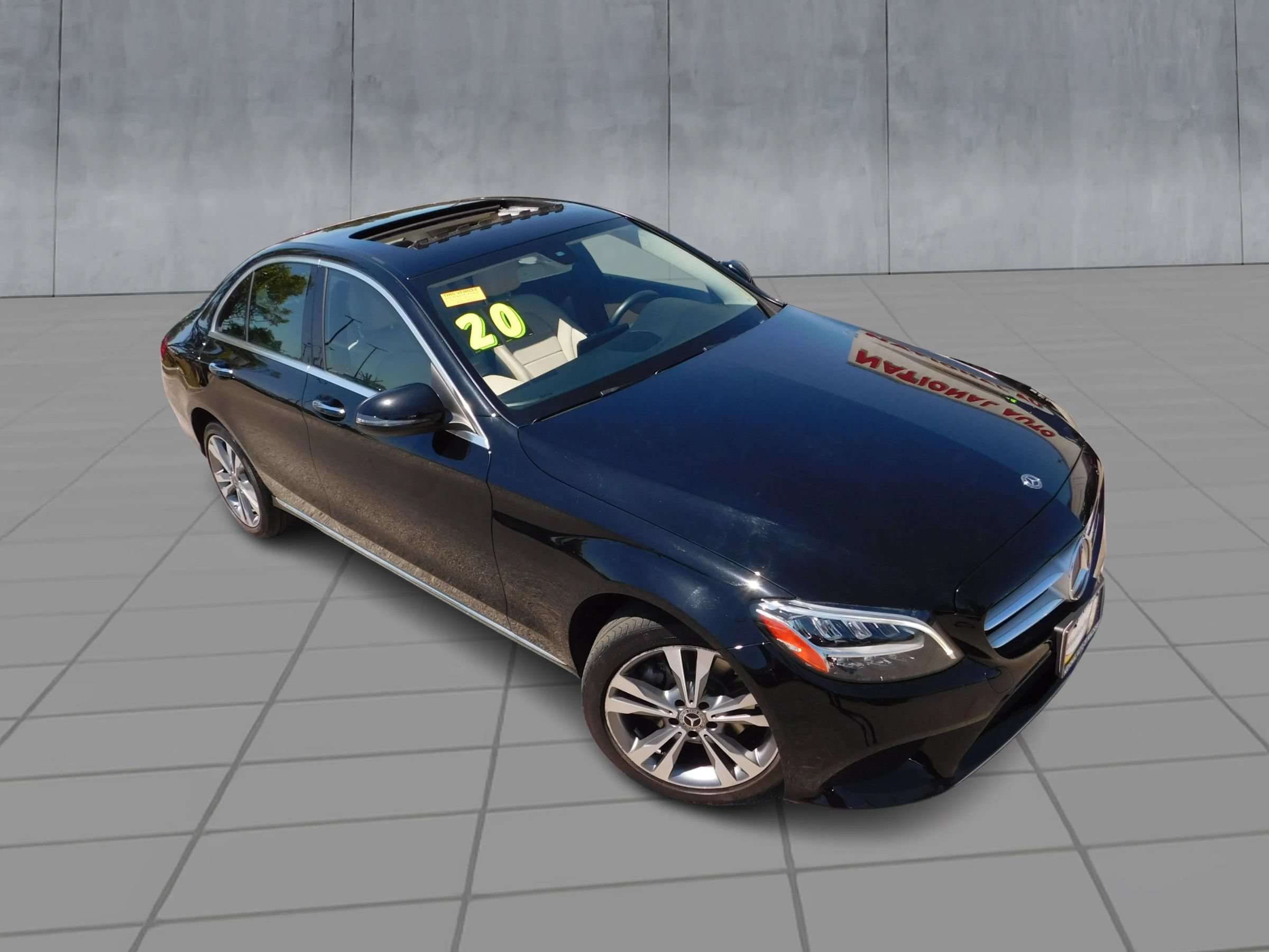 Used 2020 Mercedes-Benz C 300 4MATIC Sedan image 2