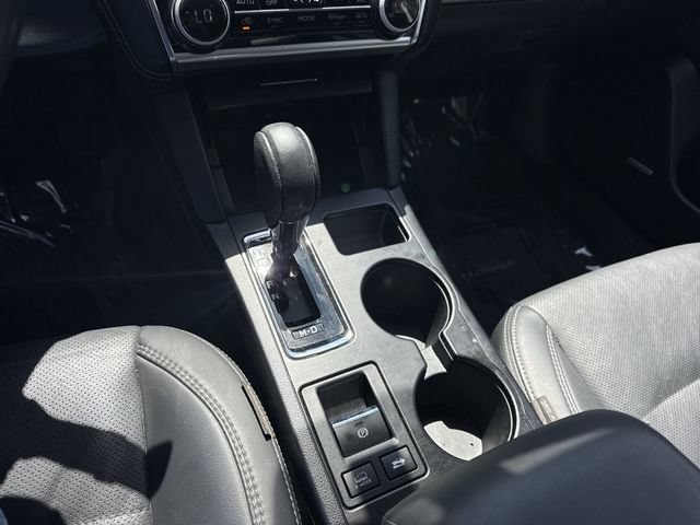 Used 2019 Subaru Outback 3.6R Limited AWD/4WD image 21