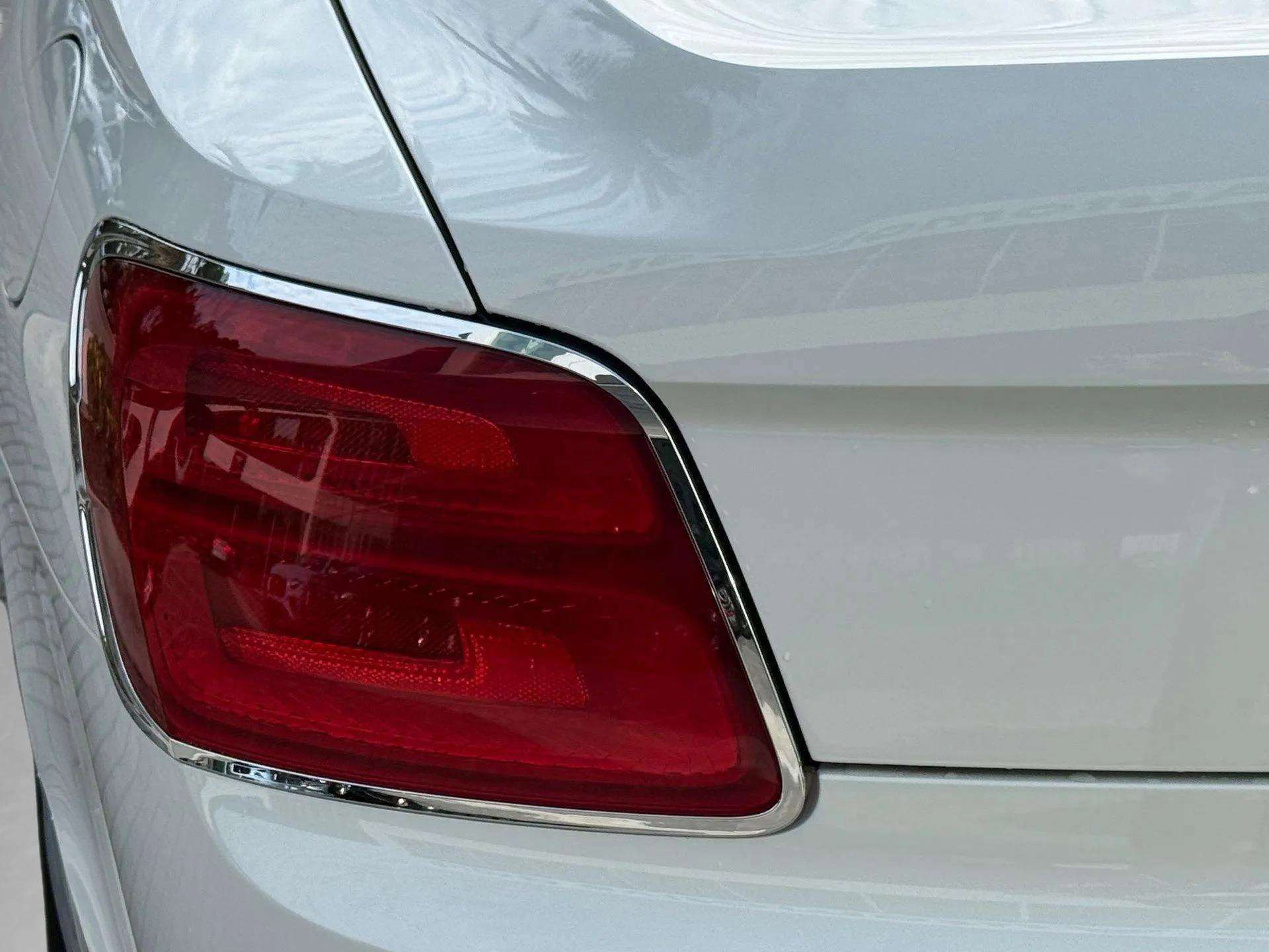 New 2026 Bentley Flying Spur Plug-In Hybrid image 13