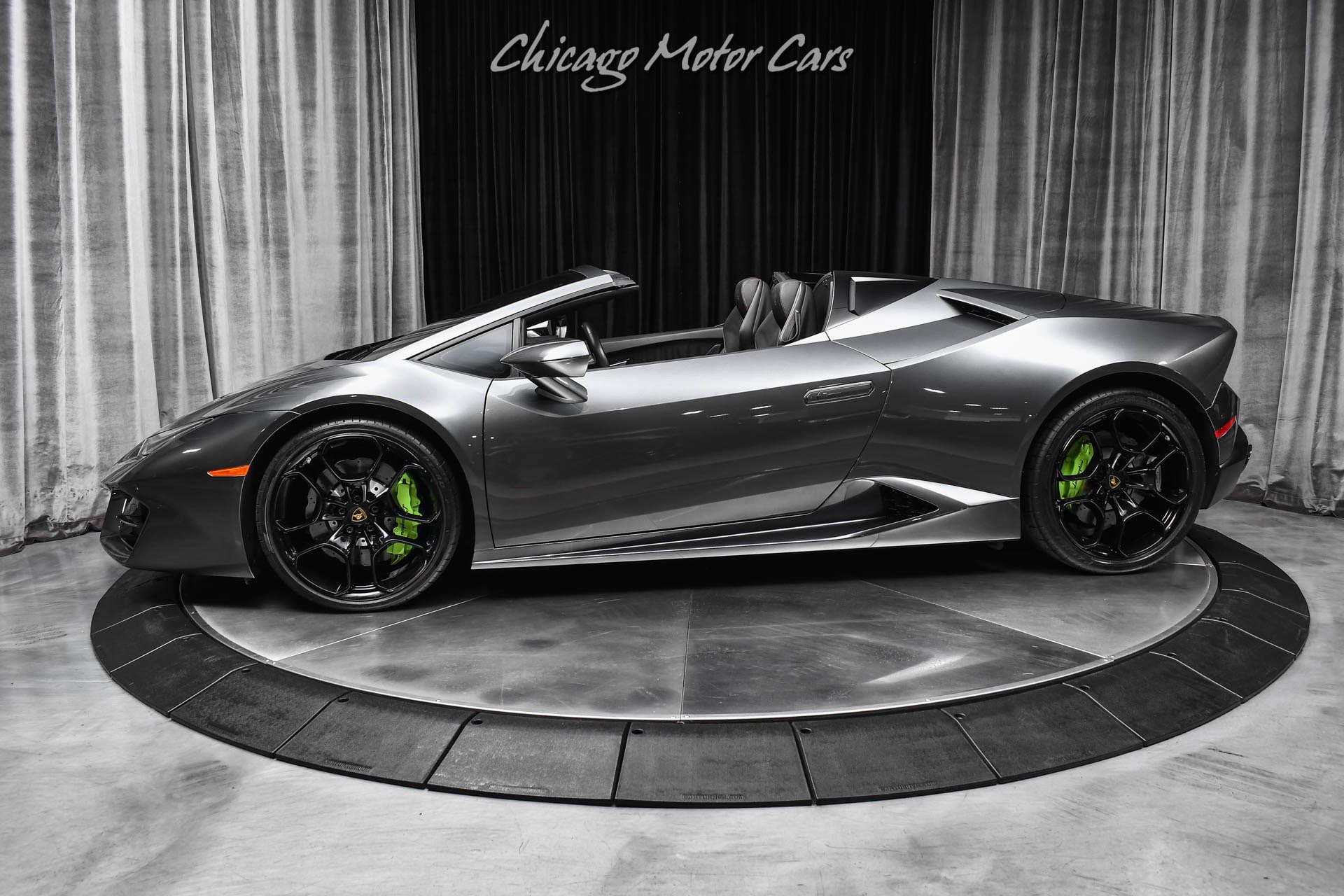 Used 2019 Lamborghini Huracan LP 580-2 RWD image 1