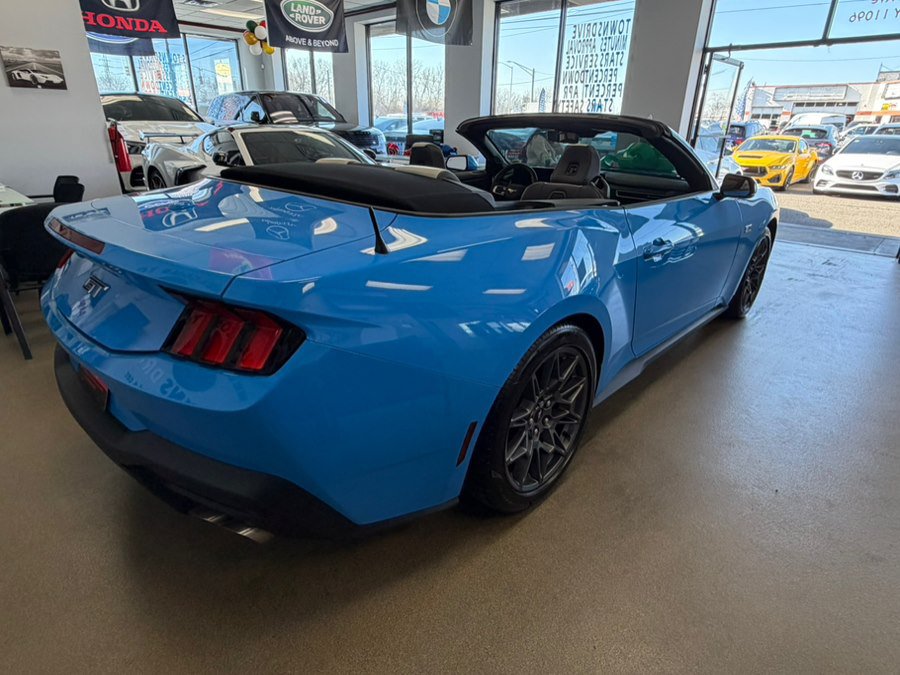 Used 2024 Ford Mustang GT Premium w/ GT Performance Package RWD image 14