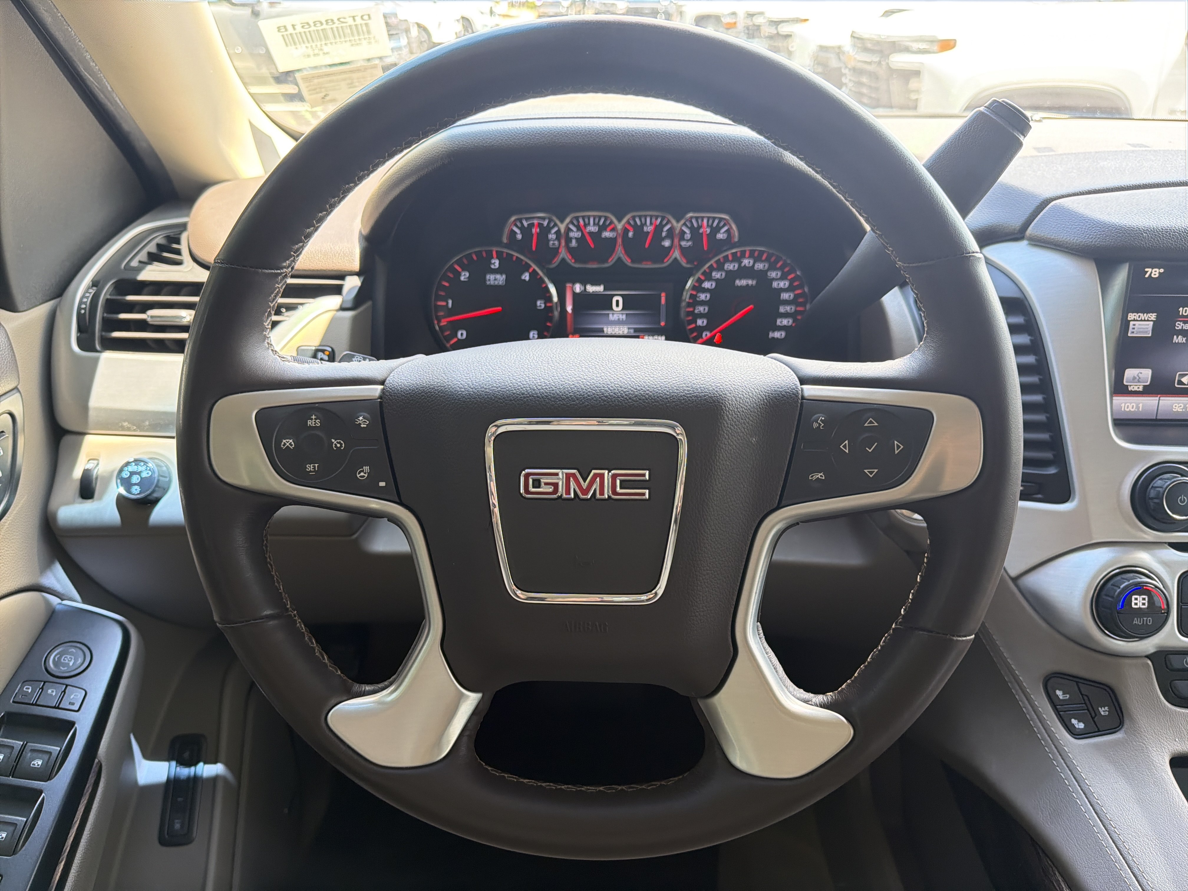 Used 2015 GMC Yukon SLT w/ Open Road Package AWD/4WD image 18