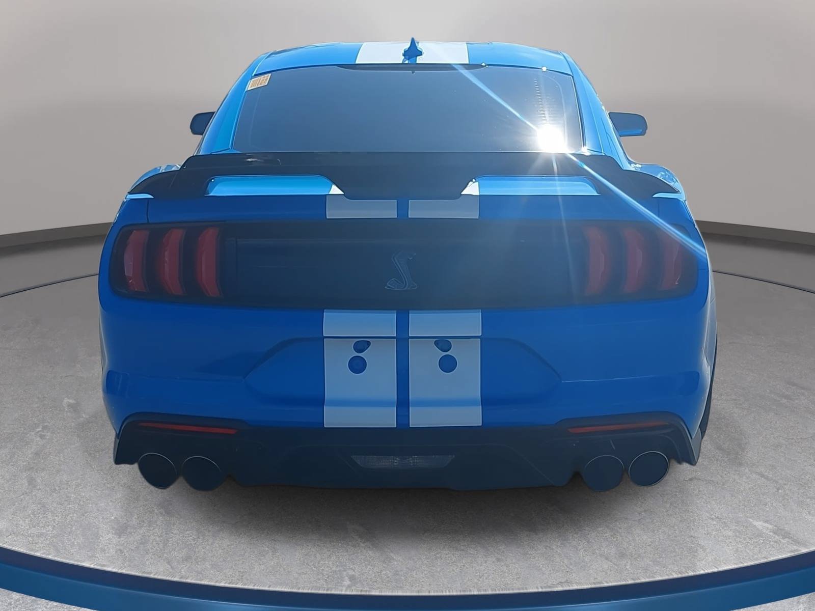 Used 2022 Ford Mustang Shelby GT500 w/ Technology Package RWD image 6