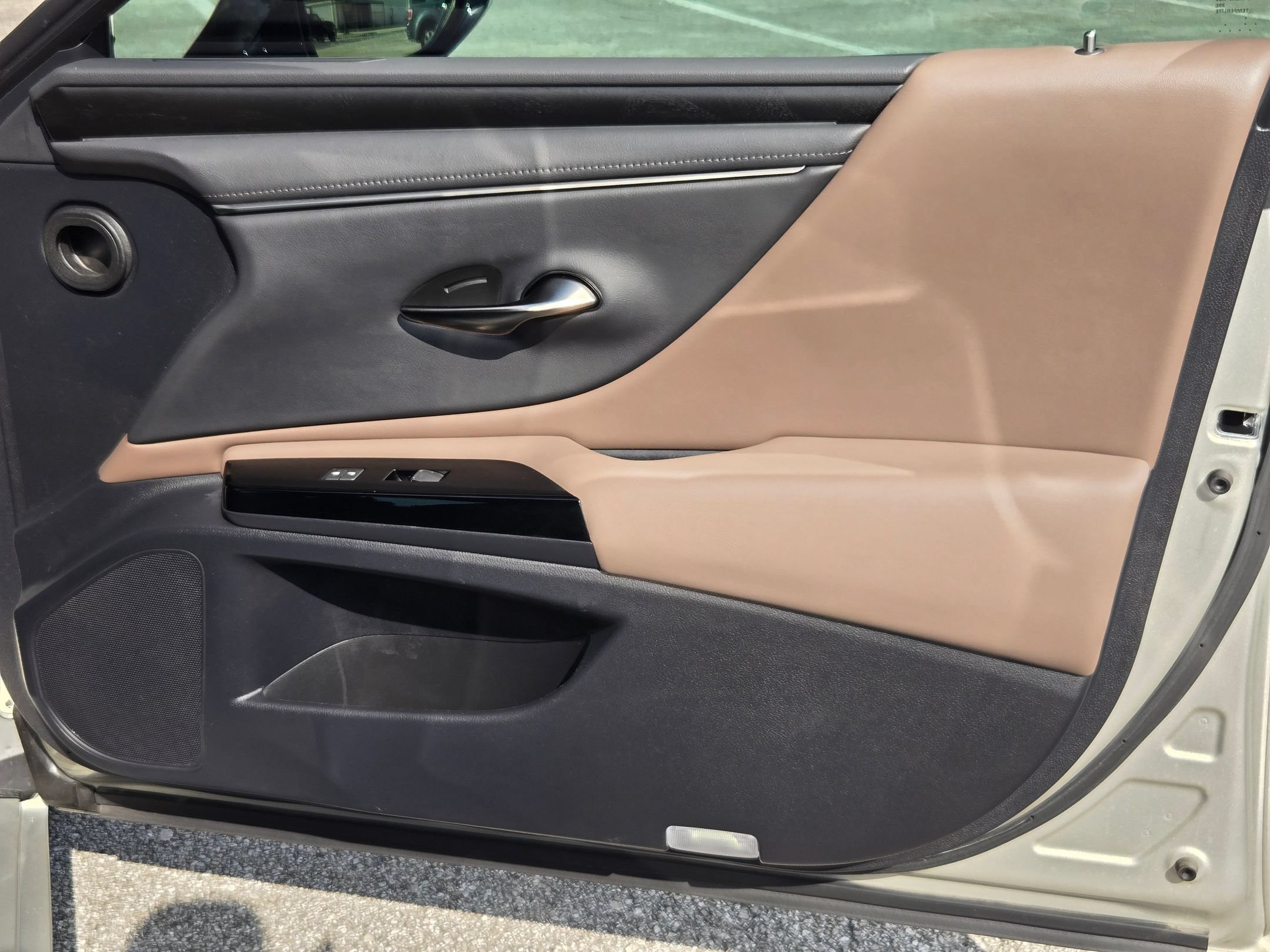 Used 2023 Lexus ES 350 w/ Premium Package FWD image 29