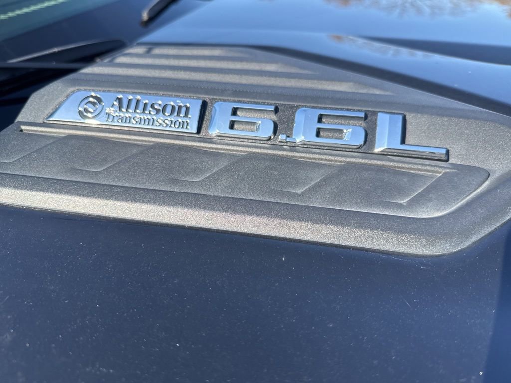 Used 2024 Chevrolet Silverado 3500 LTZ image 10