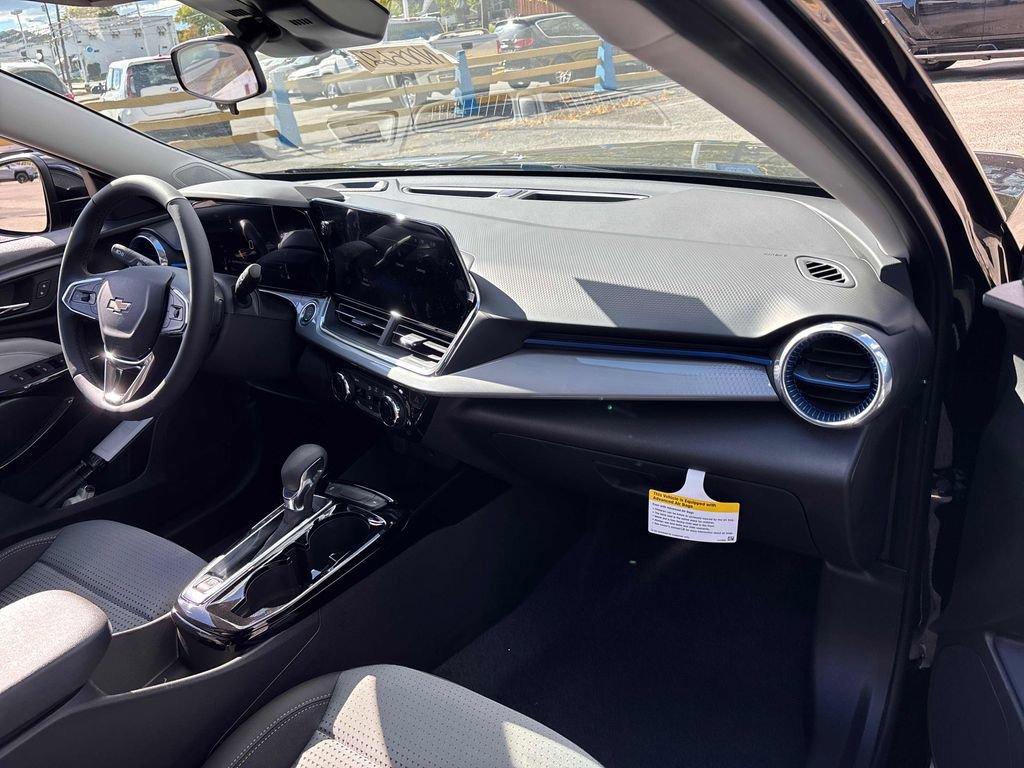 New 2026 Chevrolet Trax LT w/ Driver Confidence Package image 43