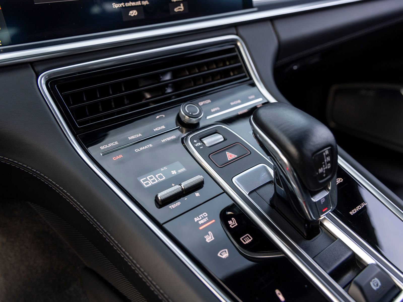 Used 2018 Porsche Panamera Turbo S image 43