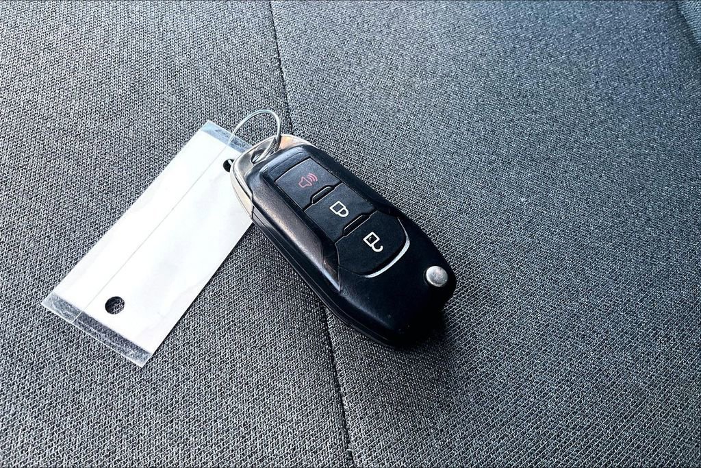 Used 2024 Ford F250 XLT image 11