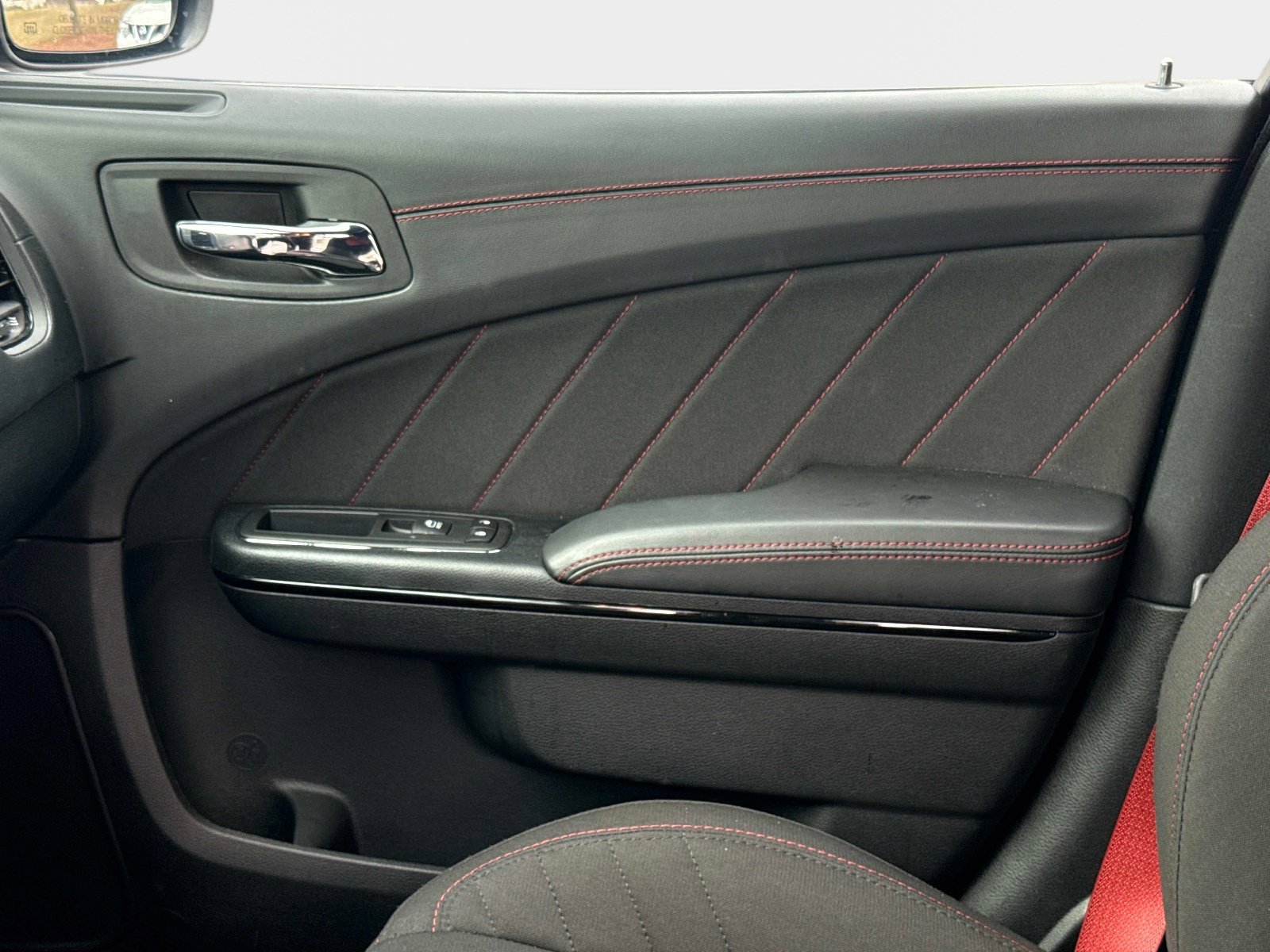 Used 2019 Dodge Charger SRT Hellcat w/ Harman/Kardon Audio Group image 16