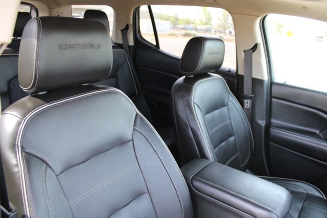 Used 2017 GMC Acadia Denali w/ Technology Package AWD/4WD image 15