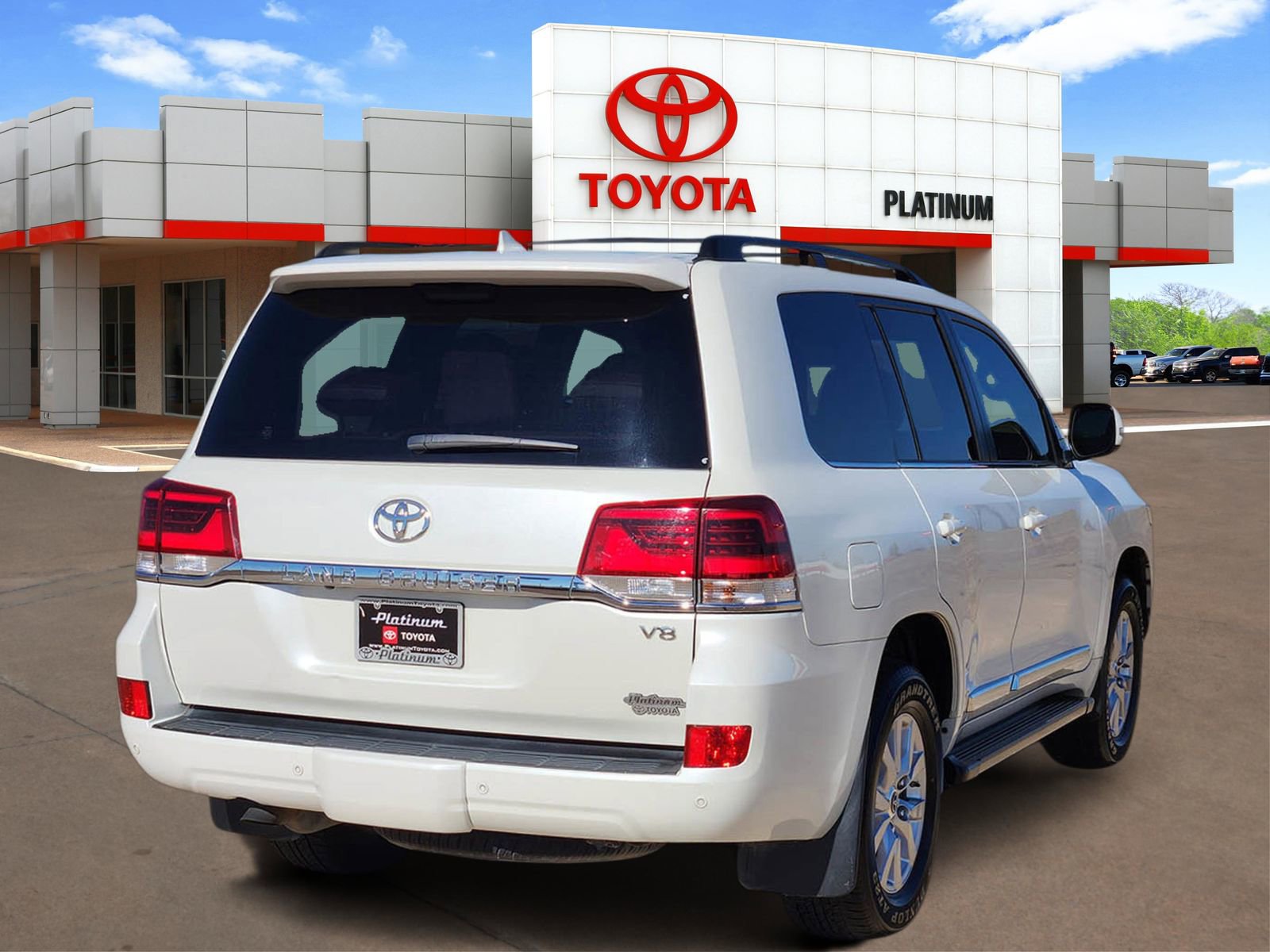 Used 2021 Toyota Land Cruiser image 4