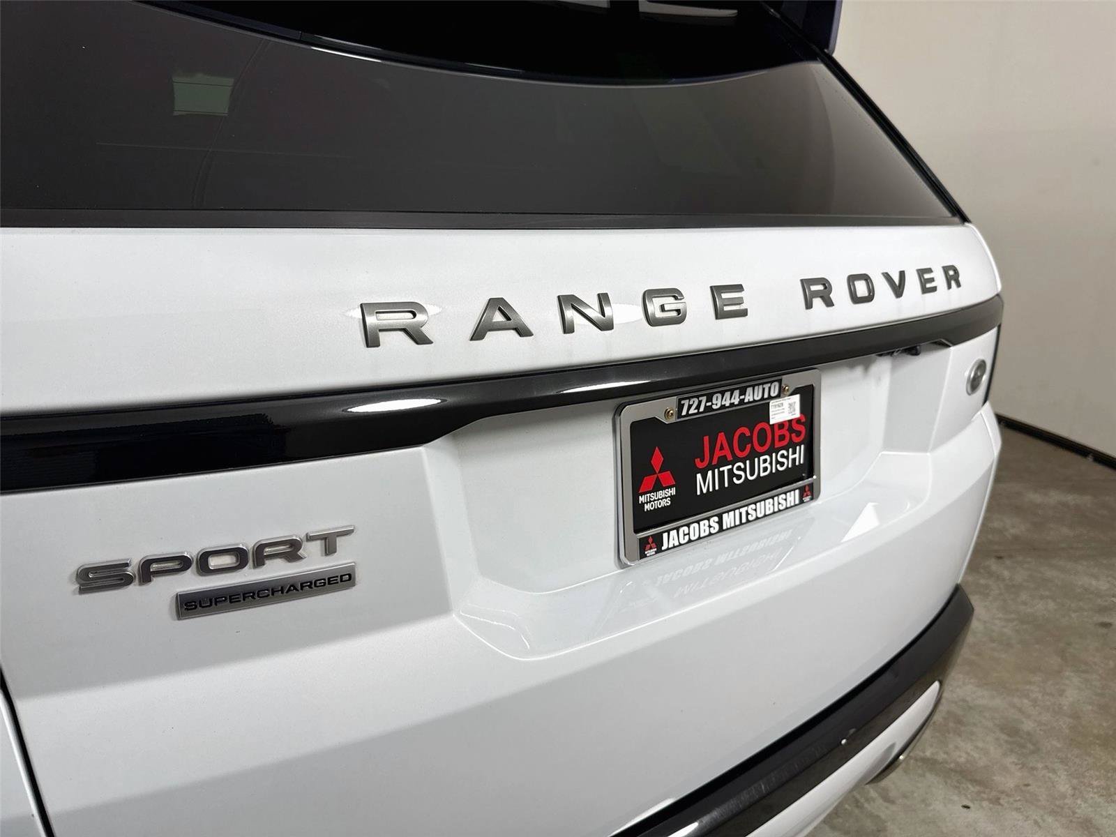 Used 2018 Land Rover Range Rover Sport Supercharged AWD/4WD image 39