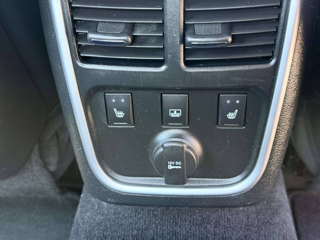 Used 2014 Chrysler 300 C w/ Light Group AWD/4WD image 25