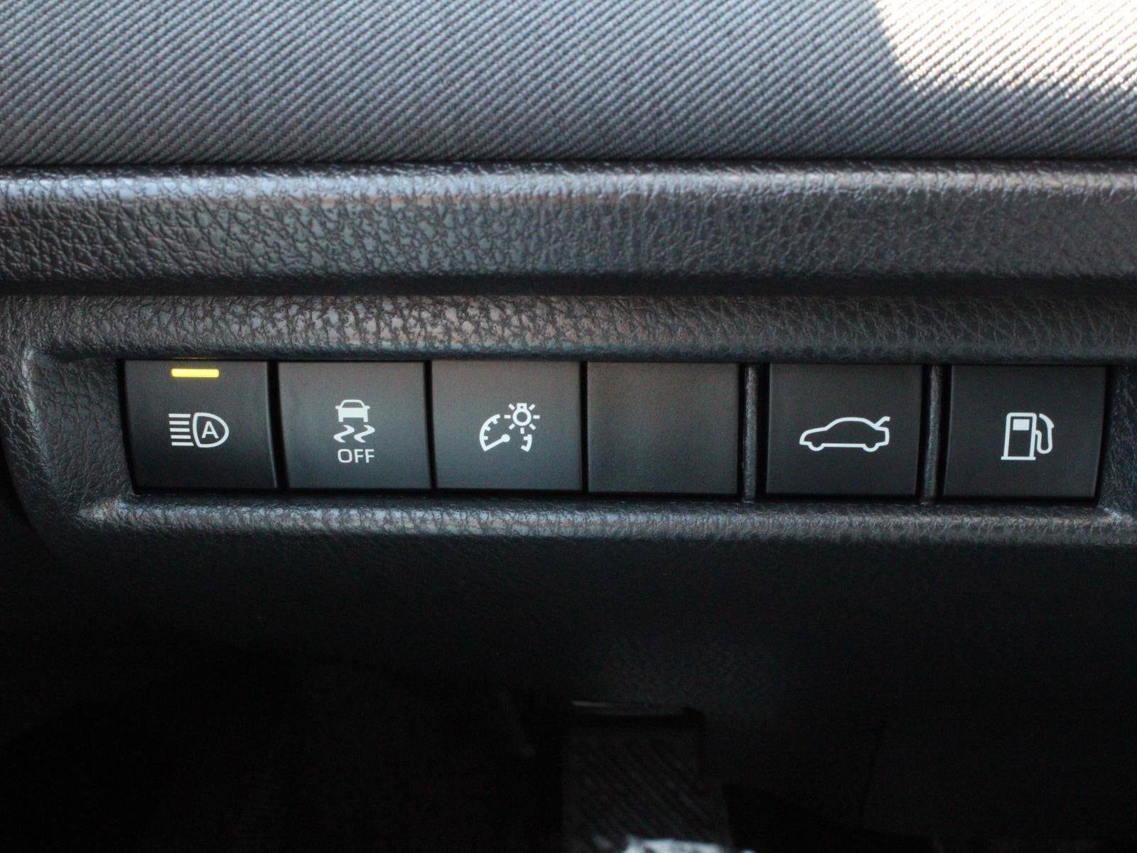 Certified 2025 Toyota Camry LE image 82