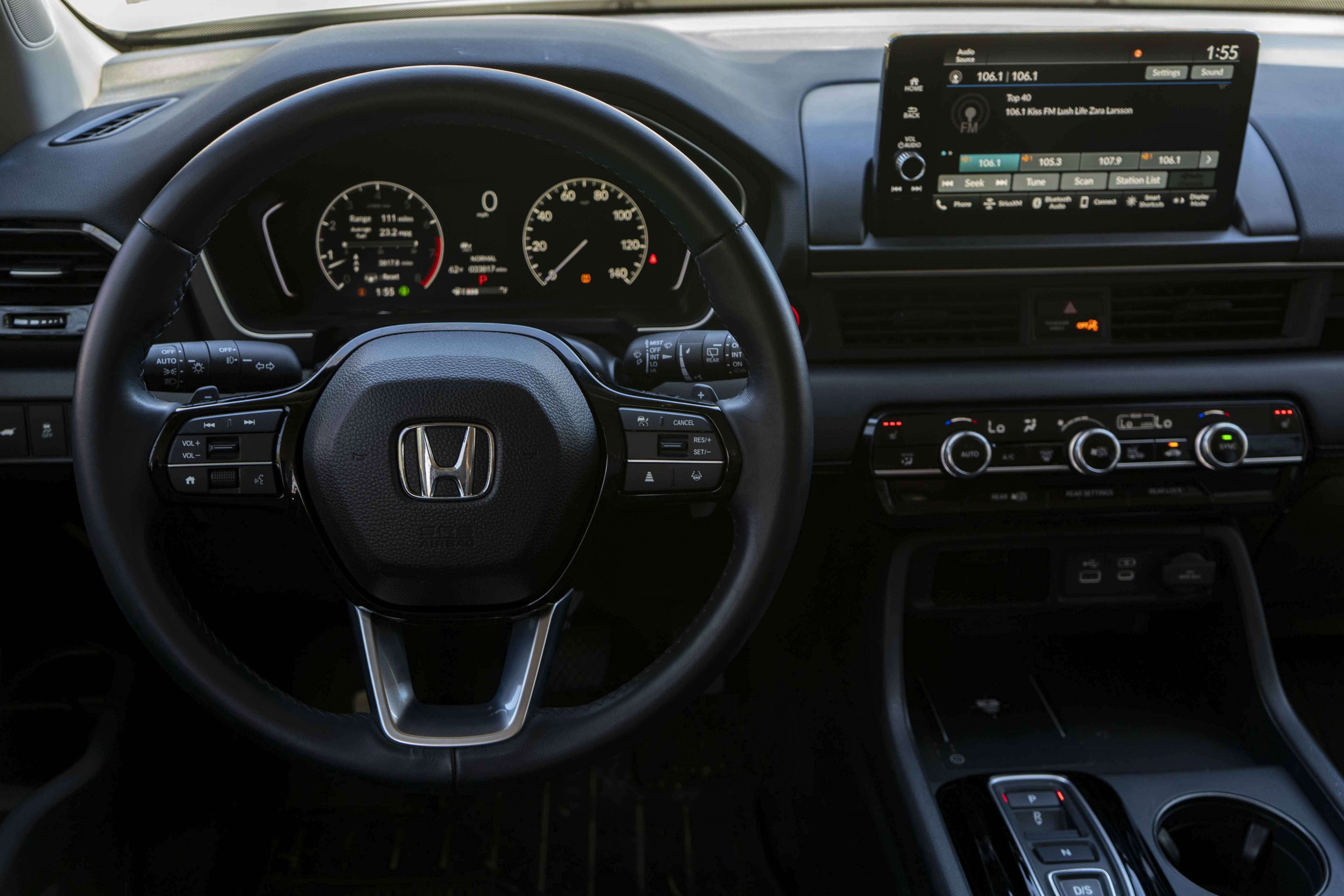 Used 2025 Honda Pilot EX-L image 16