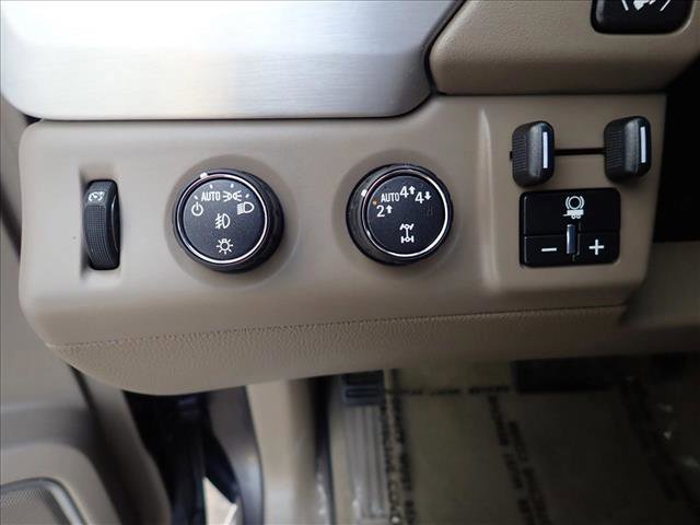 Used 2017 GMC Yukon SLT w/ Premium Edition image 25