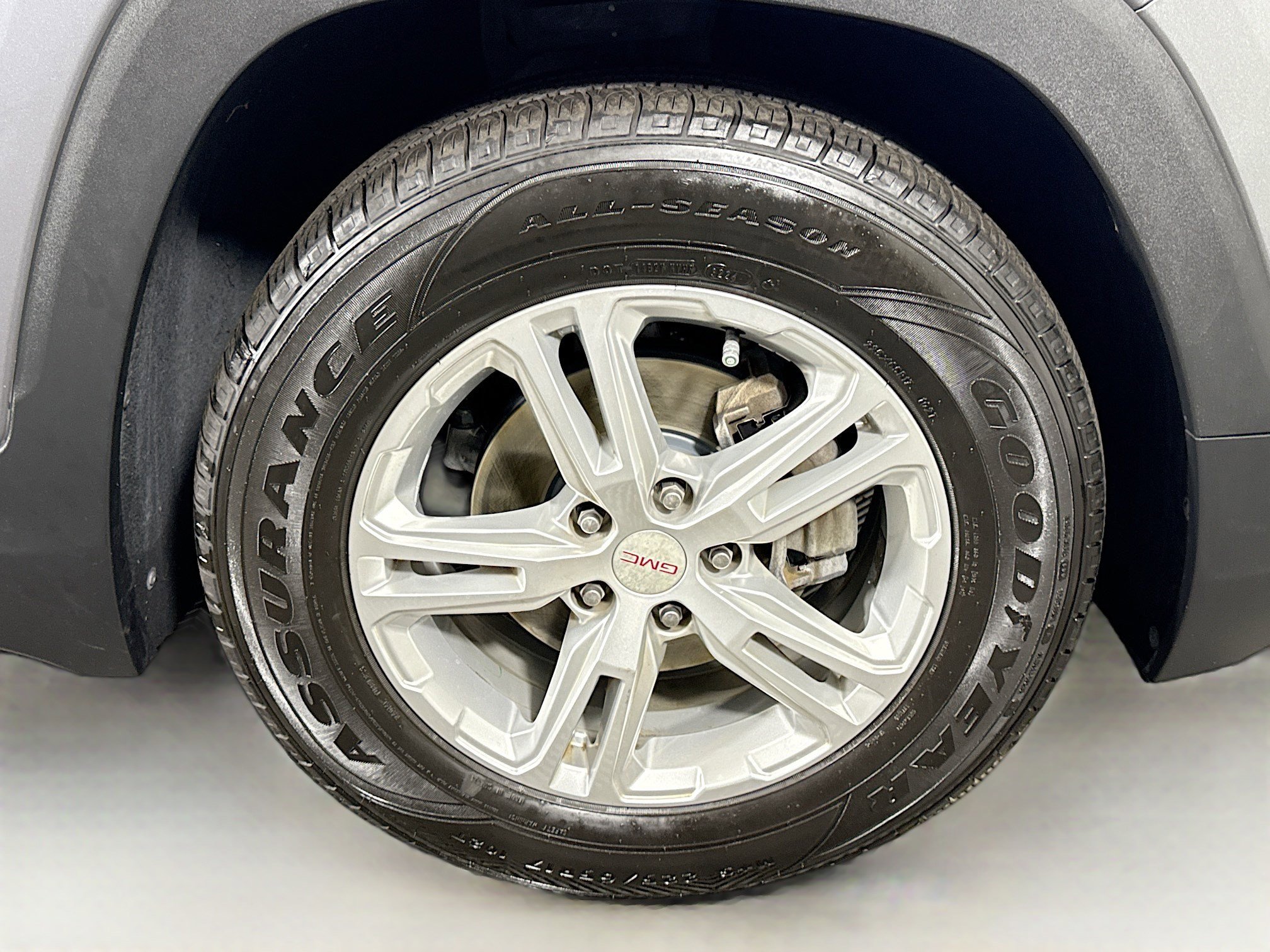 Used 2021 GMC Terrain SLE w/ Driver Convenience Package image 32