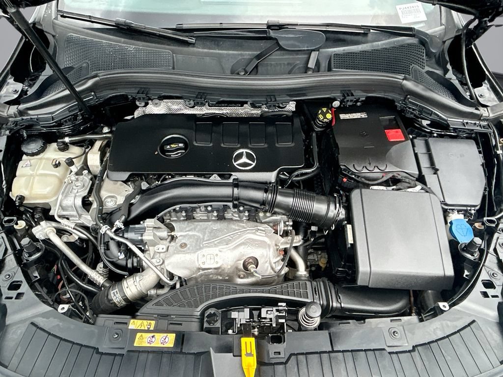Used 2023 Mercedes-Benz GLA 250 image 11