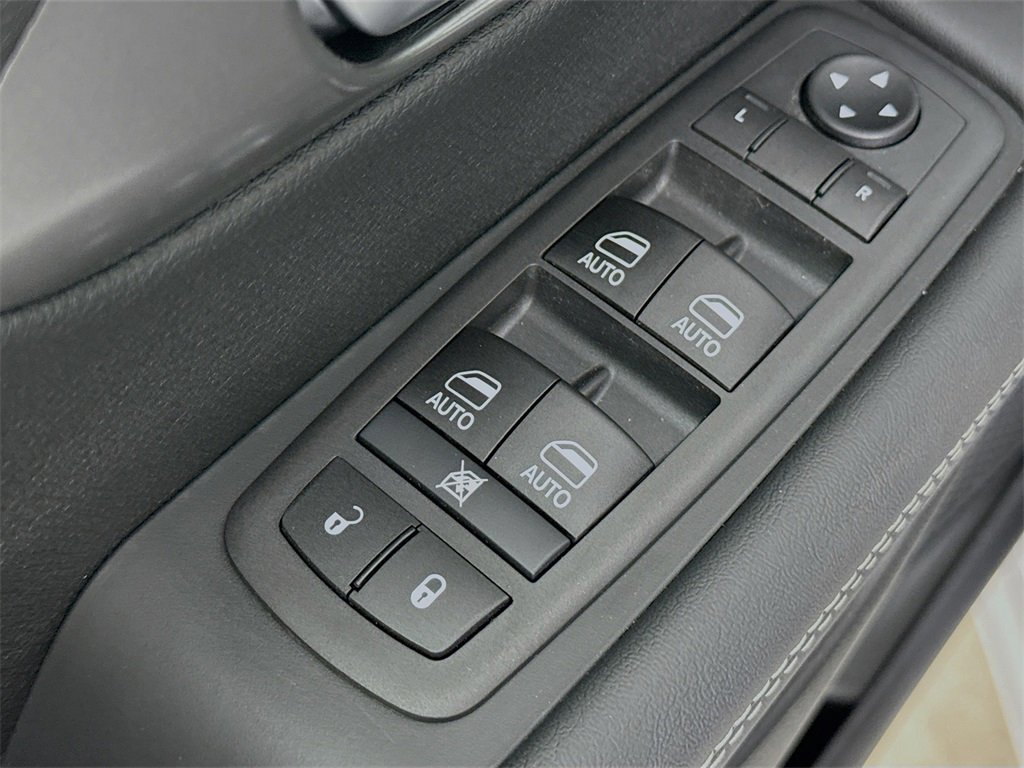 New 2026 Chrysler Pacifica Select image 19