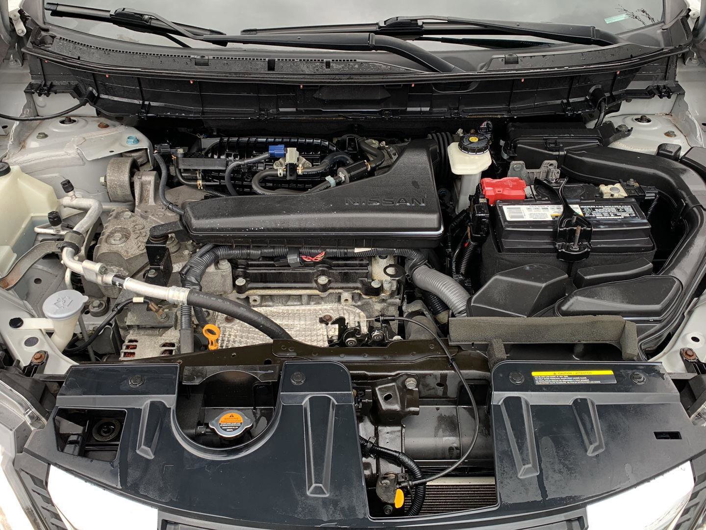 Used 2019 Nissan Rogue SL w/ Premium Package image 14