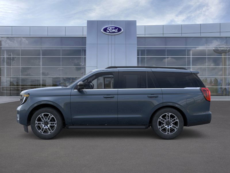 New 2026 Ford Expedition Active image 3