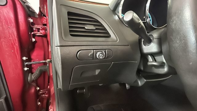 Used 2011 Chevrolet Malibu LT w/ HFV6 Engine Package FWD image 18