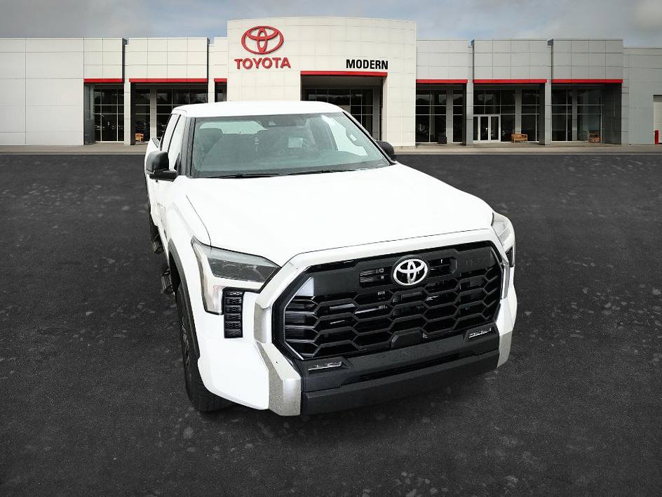 New 2026 Toyota Tundra SR5 w/ TRD Off-Road Package AWD/4WD image 8
