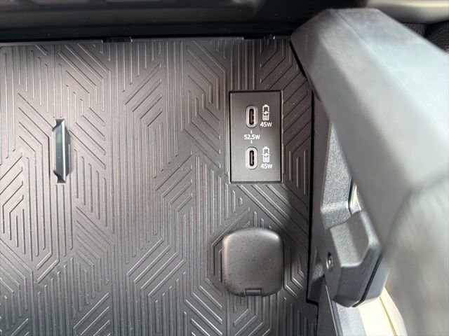 Used 2025 Toyota 4Runner SR5 RWD image 27